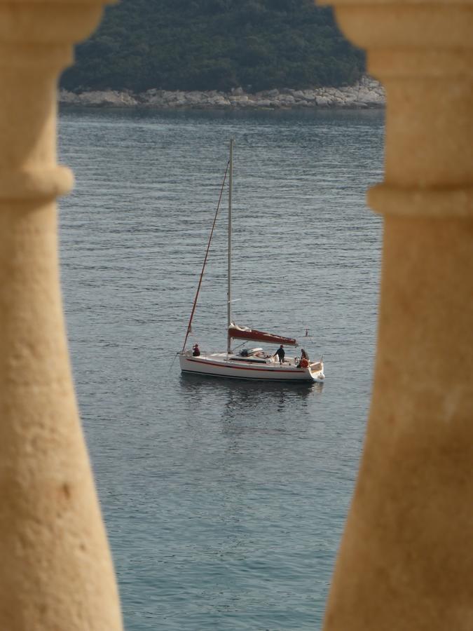 Luxury Beachfront Apartment Banje Dubrovnik Exterior photo